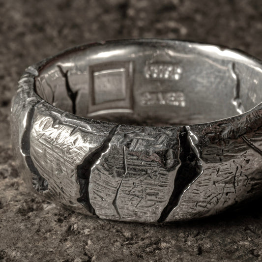 Crack Ring 10 - 925 Sterling Silver