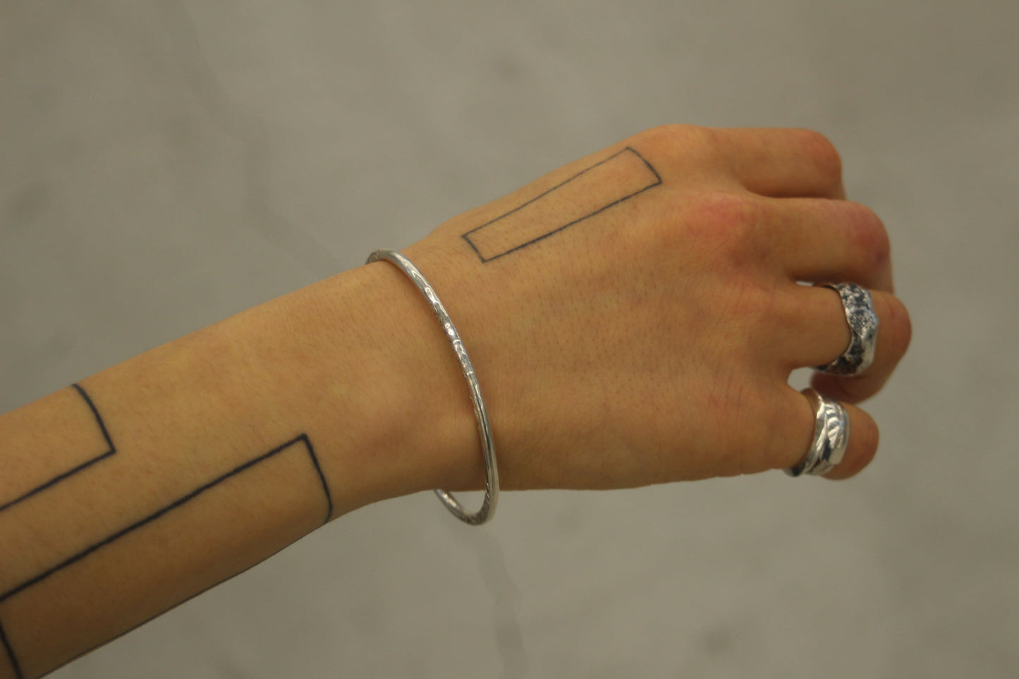 Crack Bangle 02 - 925 Sterling Silver