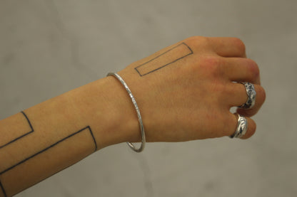 Crack Bangle 02 - 925 Sterling Silver