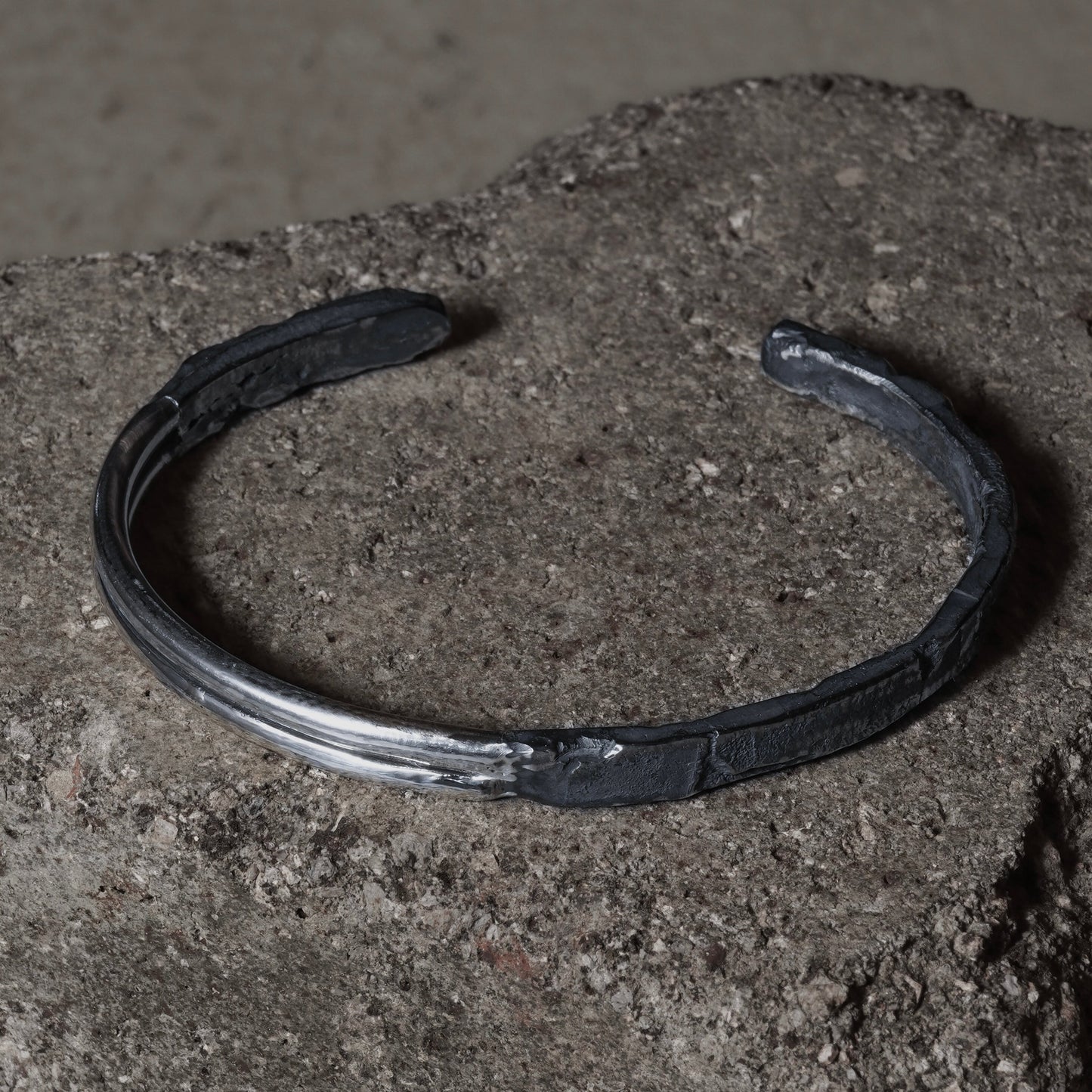 Crack Bangle 06 - 925 Sterling Silver