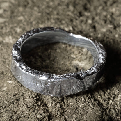 Crack Ring 01 - 925 Sterling Silver