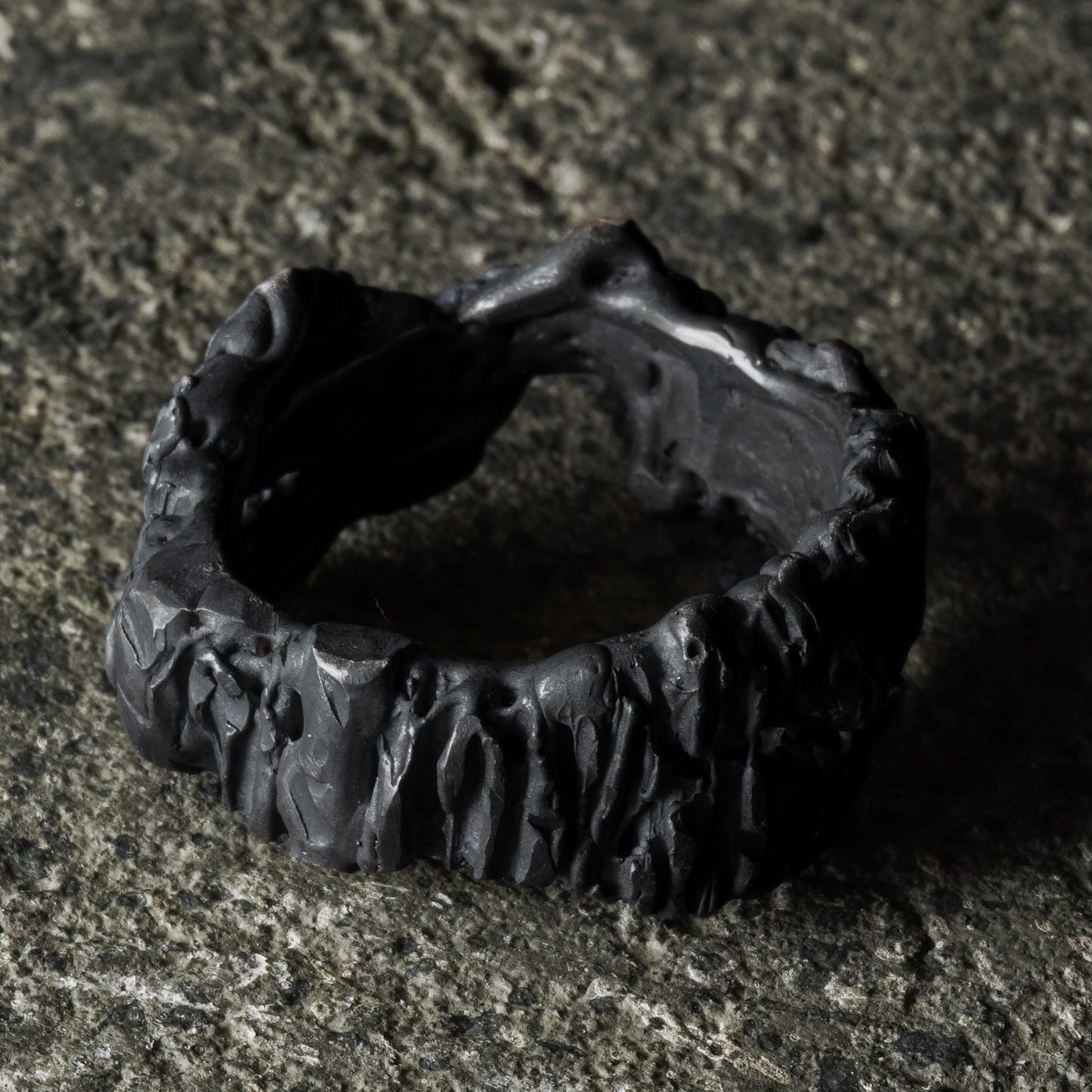 Crack Ring 04 - 925 Sterling Silver