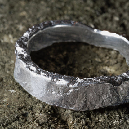 Crack Ring 01 - 925 Sterling Silver