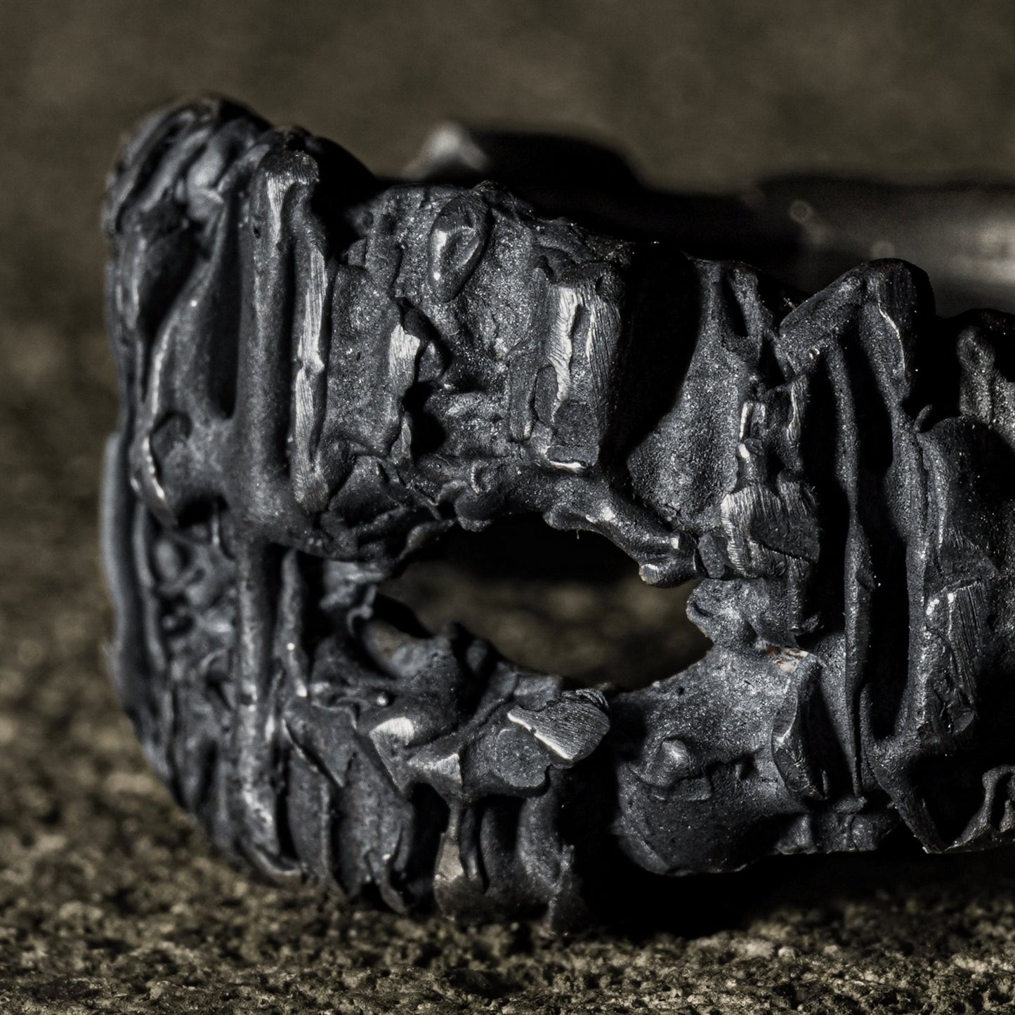 Crack Ring 04 - 925 Sterling Silver