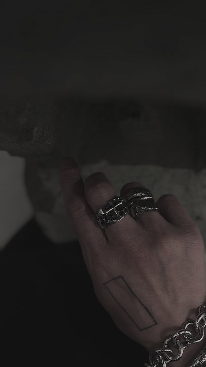 Crack Ring 15 - 925 Sterling Silver